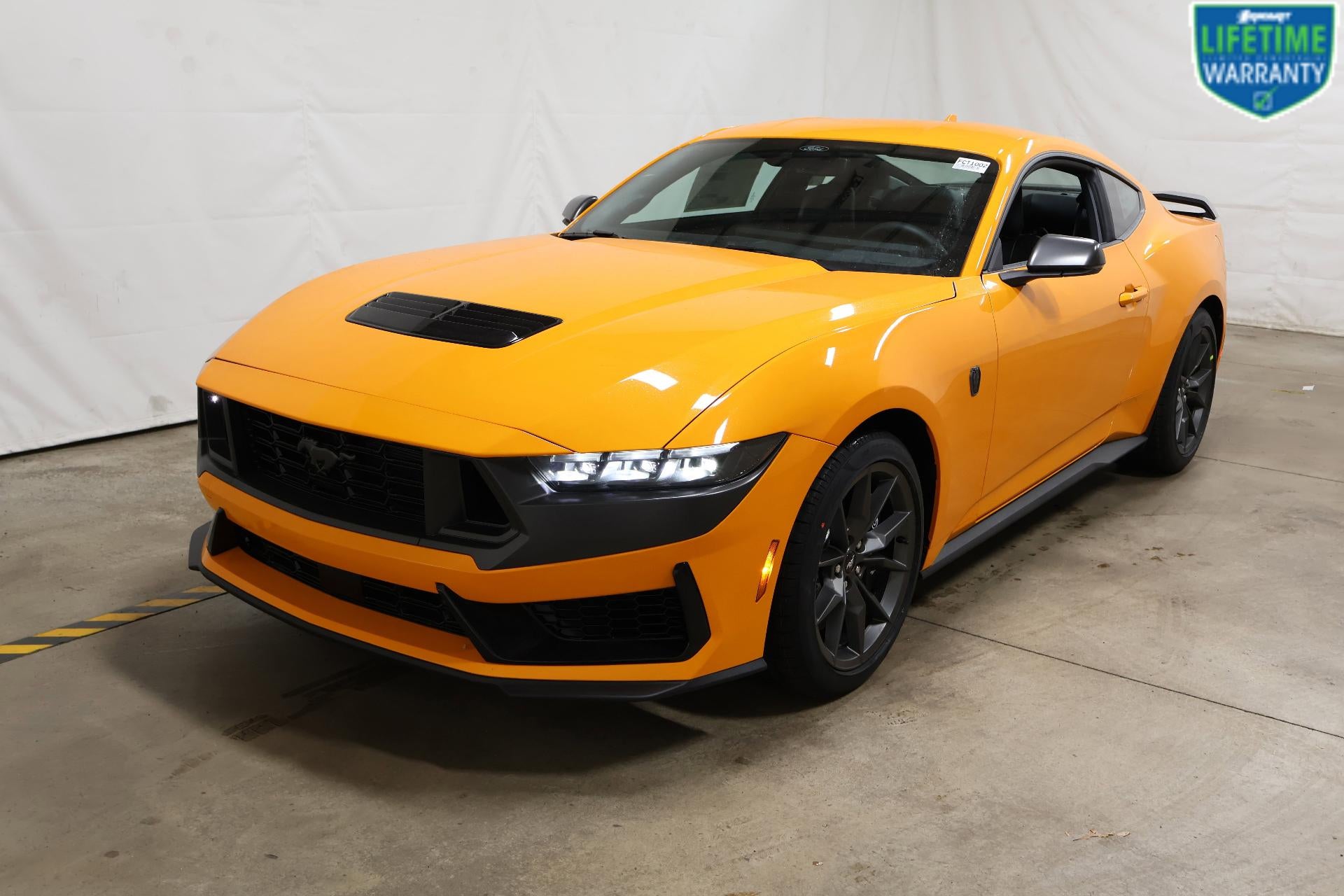 2026 Ford Mustang Dark Horse