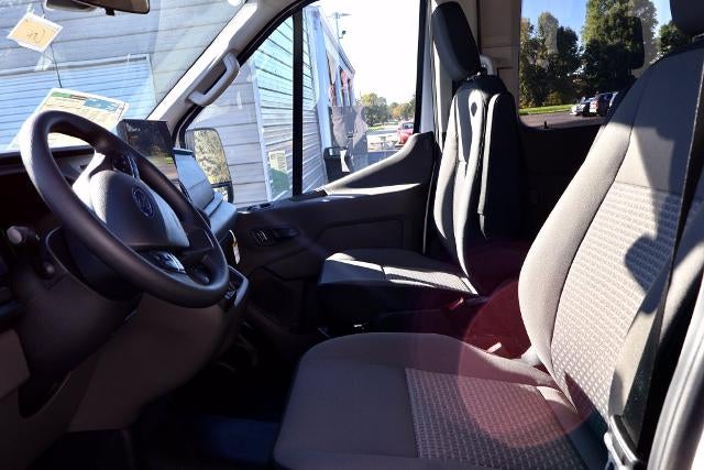 2027 Ford Transit Passenger Wagon XL