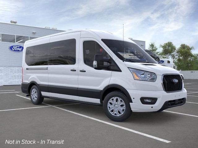 2025 Ford Transit Passenger Wagon XLT