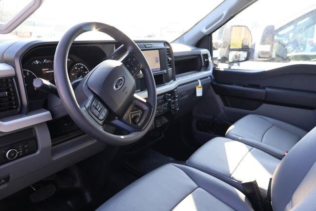 2026 Ford Super Duty F-550 DRW XL