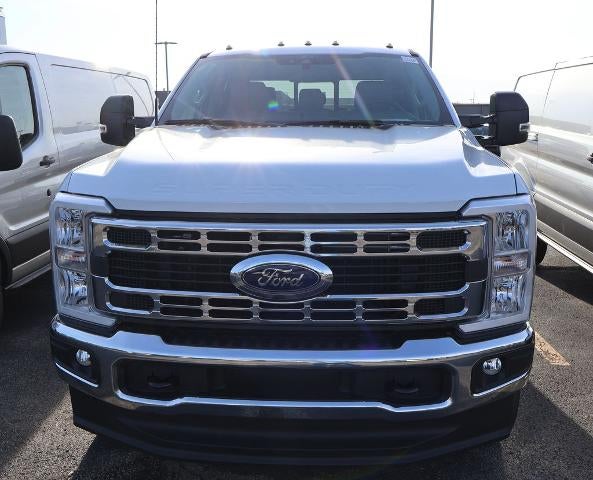 2026 Ford Super Duty F-350 SRW ® XL