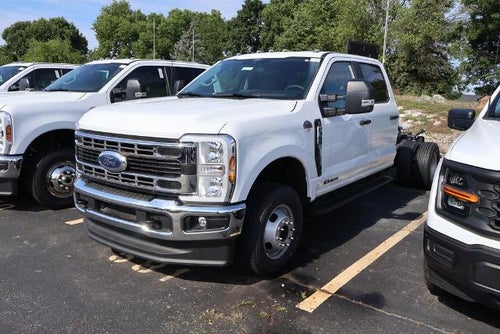 2026 Ford Super Duty F-350 DRW XL
