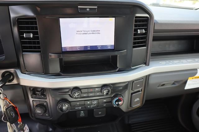 2026 Ford Super Duty F-350 DRW XL