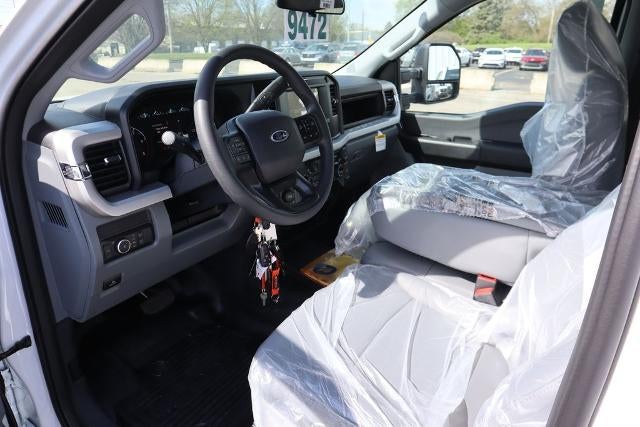 2026 Ford Super Duty F-350 DRW XL