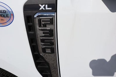 2026 Ford Super Duty F-350 DRW XL