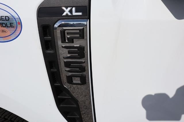 2026 Ford Super Duty F-350 DRW XL