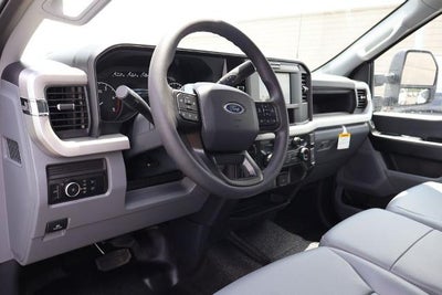 2026 Ford Super Duty F-350 DRW XL
