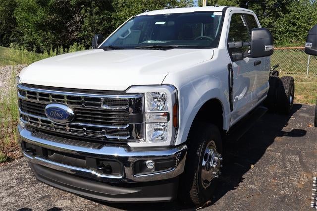 2025 Ford Super Duty F-350 DRW XL