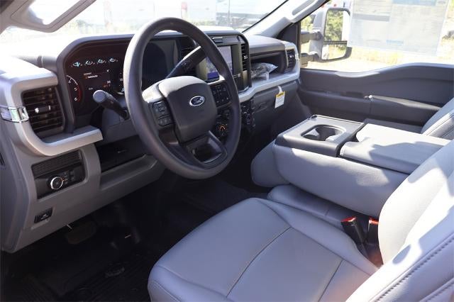 2025 Ford Super Duty F-350 DRW XL