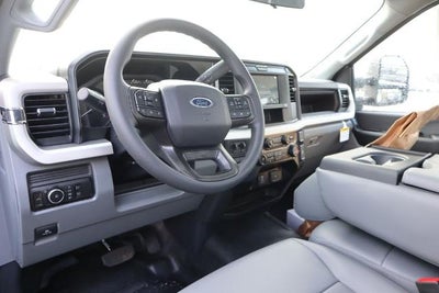 2026 Ford Super Duty F-550 DRW XL