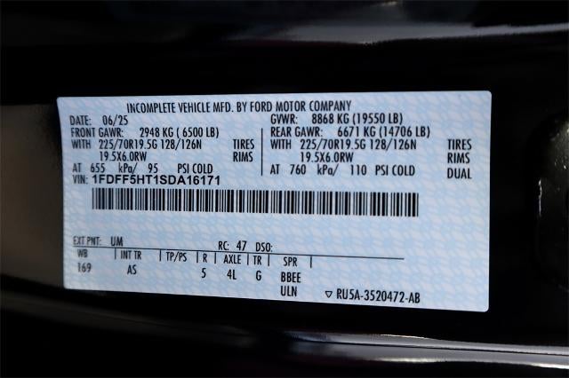 2025 Ford Super Duty F-550 DRW XL