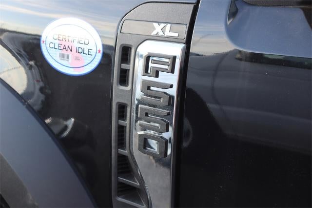 2025 Ford Super Duty F-550 DRW XL