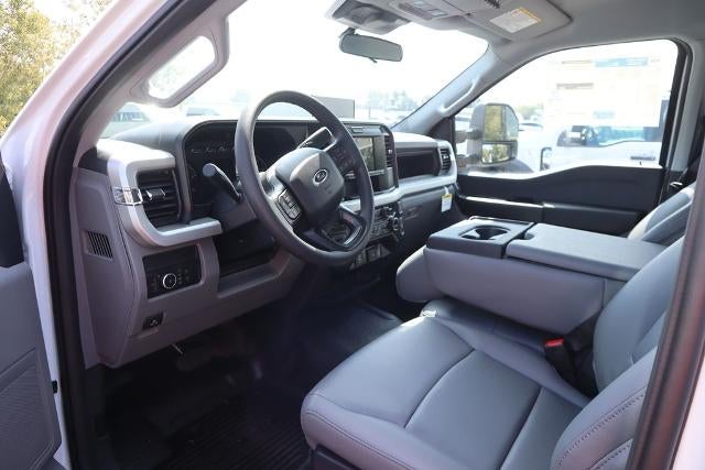 2026 Ford Super Duty F-550 DRW XL