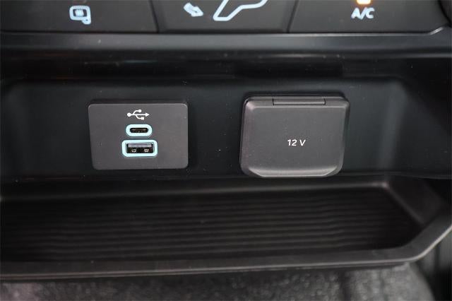 2025 Ford Super Duty F-550 DRW XL