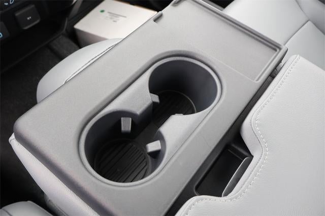 2025 Ford Super Duty F-550 DRW XL