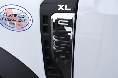 2025 Ford Super Duty F-550 DRW XL
