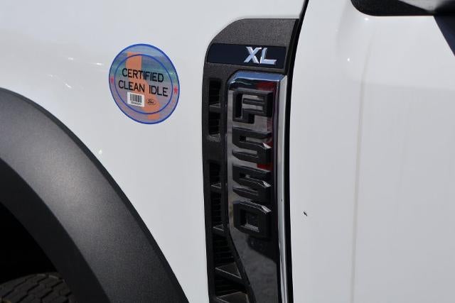 2026 Ford Super Duty F-550 DRW XL