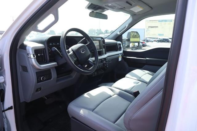 2026 Ford Super Duty F-550 DRW XL