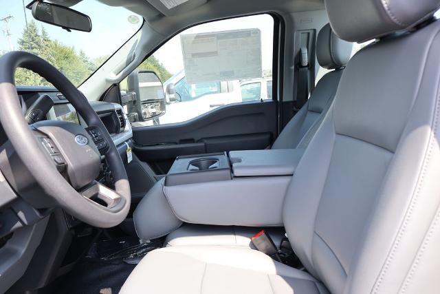 2026 Ford Super Duty F-550 DRW XL