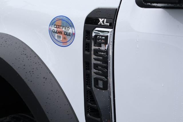 2026 Ford Super Duty F-550 DRW XL