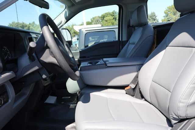 2026 Ford Super Duty F-550 DRW XL