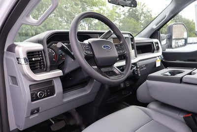 2026 Ford Super Duty F-550 DRW XL