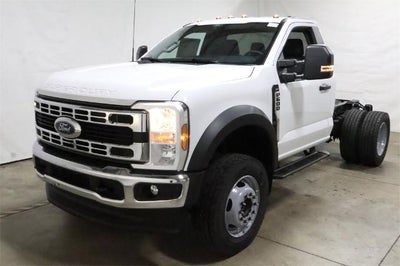 2025 Ford Super Duty F-600 DRW XLT