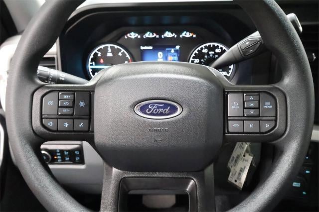 2025 Ford Super Duty F-600 DRW XLT