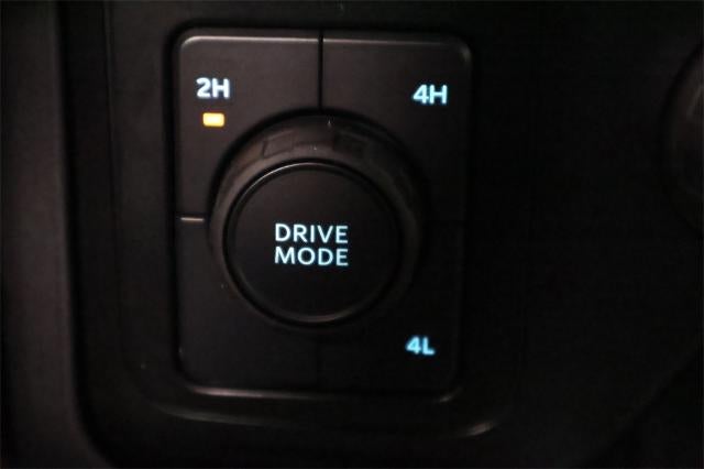 2025 Ford Super Duty F-600 DRW XLT