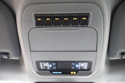 2025 Ford Super Duty F-600 DRW XLT