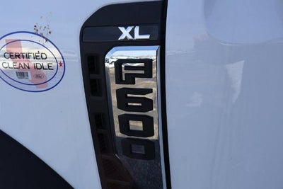 2025 Ford Super Duty F-600 DRW XL