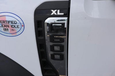 2026 Ford Super Duty F-600 DRW XL