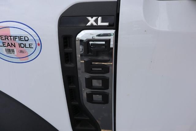 2026 Ford Super Duty F-600 DRW XL