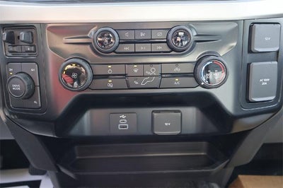 2024 Ford Super Duty F-600 DRW XL