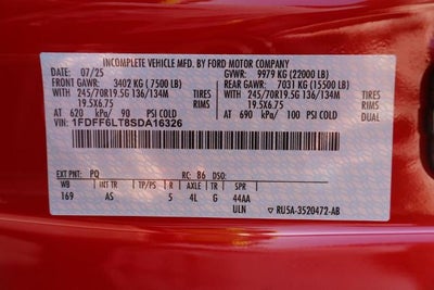 2025 Ford Super Duty F-600 DRW XL