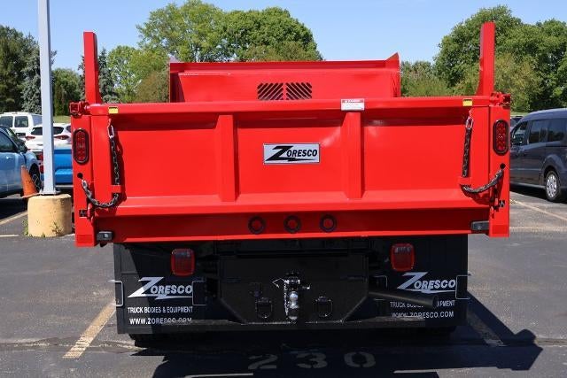 2025 Ford Super Duty F-600 DRW XL
