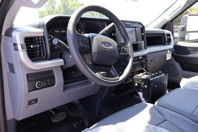 2026 Ford Super Duty F-600 DRW XL