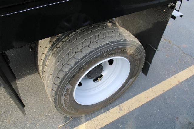 2024 Ford Super Duty F-600 DRW XL