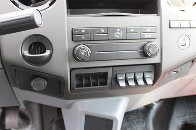 2025 Ford F-750SD Base