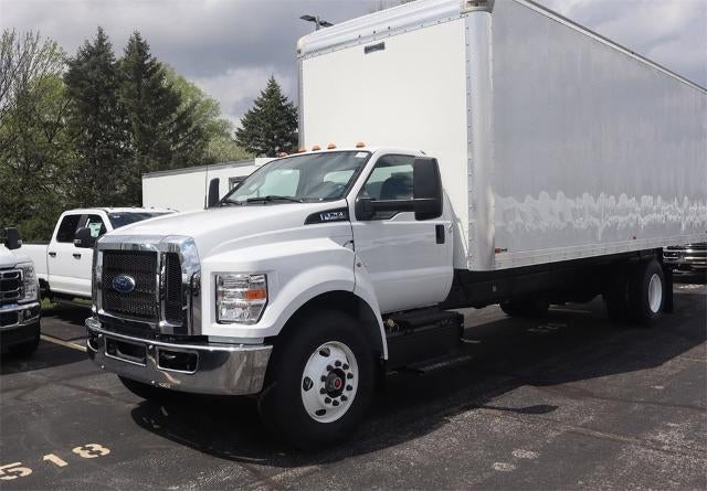 2025 Ford F-750SD Base