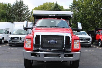 2025 Ford F-750SD Base