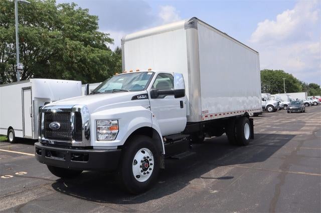 2025 Ford F-750SD Base