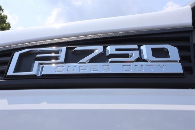 2025 Ford F-750SD Base