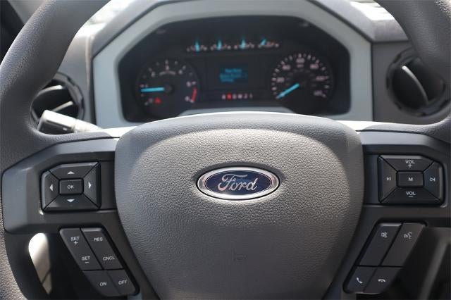 2025 Ford F-750SD Base