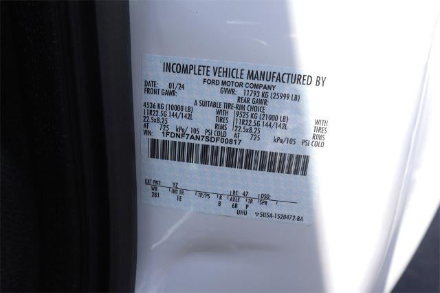 2025 Ford F-750SD Base