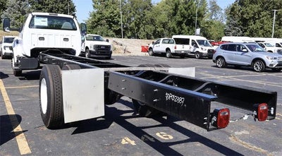 2025 Ford F-750SD Base