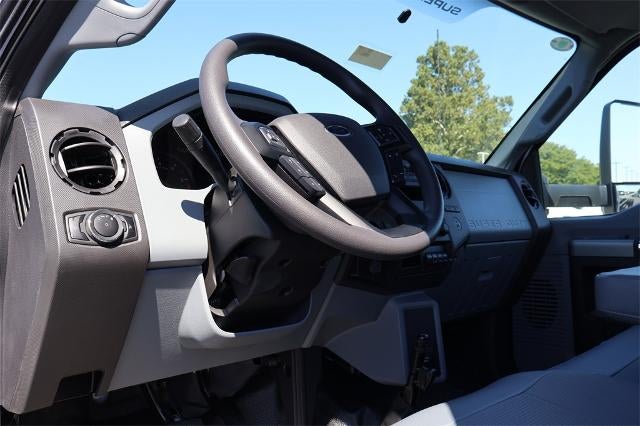 2025 Ford F-750SD Base