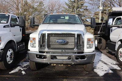 2025 Ford F-750SD Base