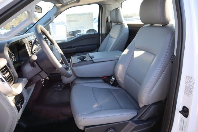 2025 Ford Super Duty F-350 SRW XL