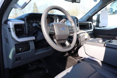 2026 Ford Super Duty F-350 DRW XL